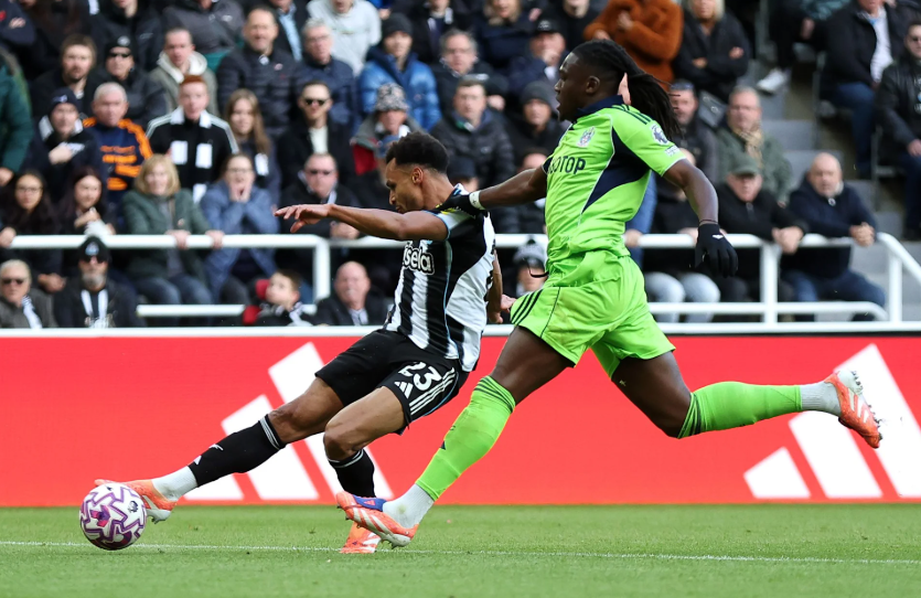 Newcastle United vs Fulham (21:00 &#8211; 25/10) | Xem lại trận đấu