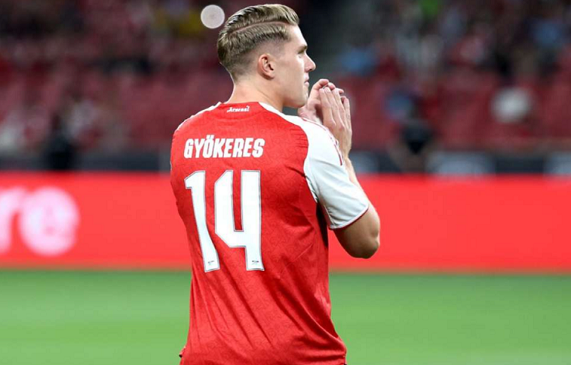 Chris Waddle hoài nghi thương vụ 64 triệu bảng của Arsenal dành cho Gyokeres